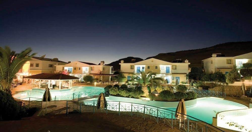 Hotel Islands 2*